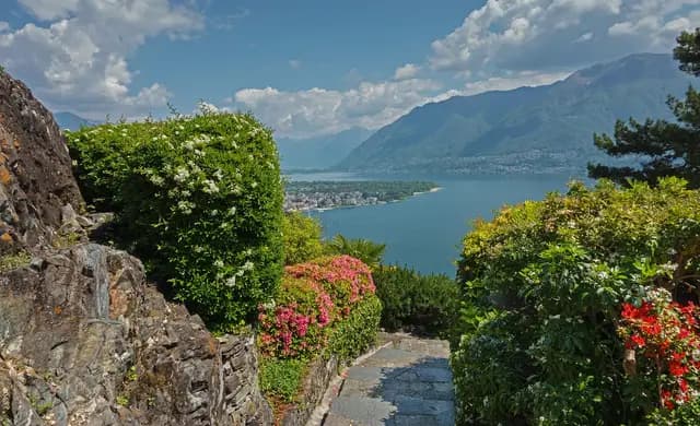 brissago, lake maggiore, switzerland, island, lake, ticino, high altitude hike, nature, landscape (foto: adege)