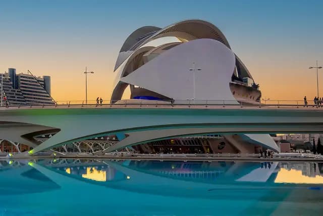 building, queen sofia palace of arts, nature, modern architecture, valencia, art, sunset, twilight (foto: AMDUMA)