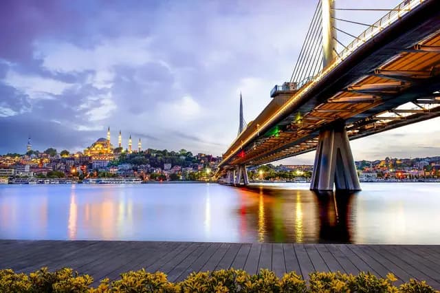 istanbul, bridge, city, river, water, reflection, long exposure, mosque, nature, cityscape, buildings, urban, turkey, sky, clouds, lights, dusk, dawn, twilight, scenery, scenic (foto: Alpcem)