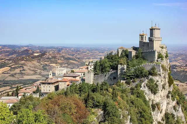 three towers of san marino, san marino castle, mountain, nature, architecture, landscape, monte titano, san marino (foto: iessephoto)